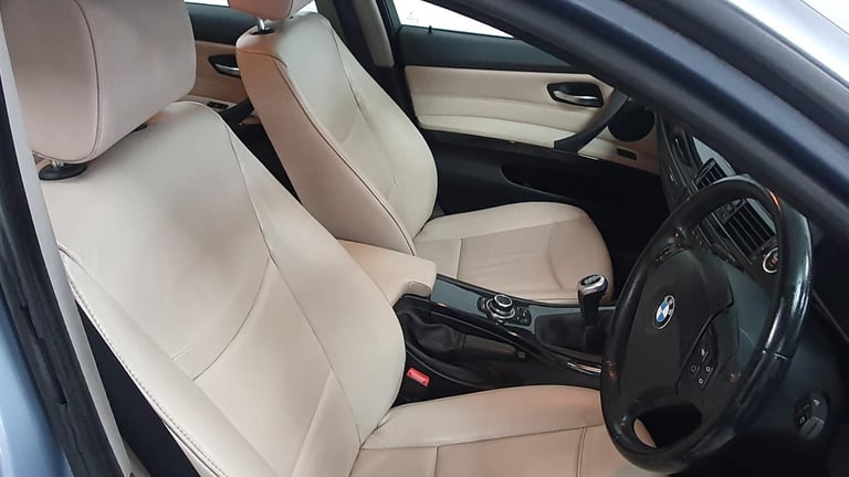 BMW 318i 2.0i SE Business Edition*GENUINE 37,000 MILES*STUNNING EXAMPLE