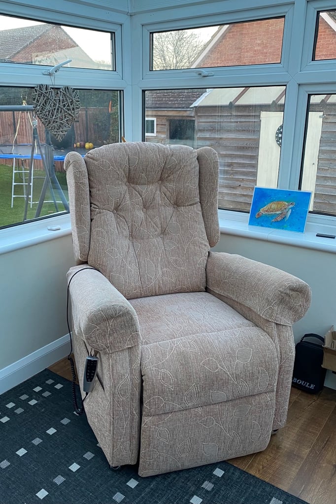 image for Willowbrook Rise and Recliner Assisted Armchair RRP: £3000