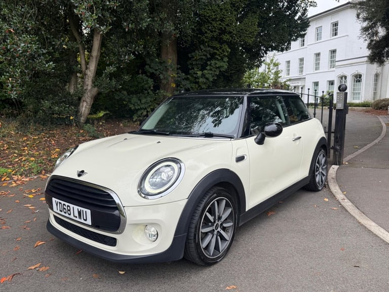 2018 MINI Hatch 1.5 Cooper Euro 6 (s/s) 3dr HATCHBACK Petrol Manual