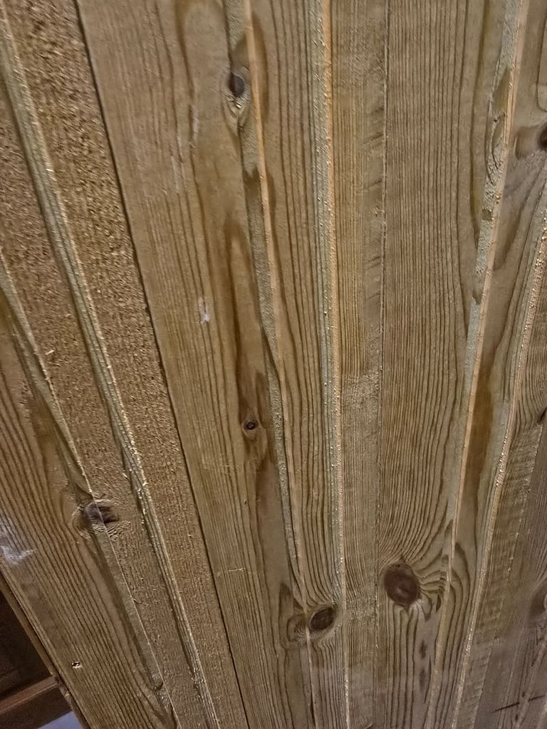 Solid Pine Wardrobe double door one shelve 