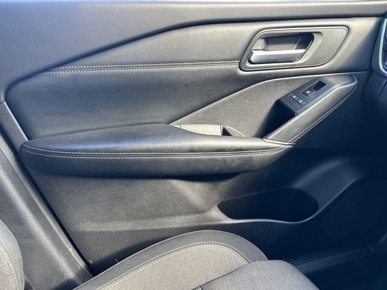 2023 Nissan Qashqai 1.3 DIG-T MHEV N-Connecta SUV 5dr Petrol Hybrid XTRON Euro 6 (s/s) (158 ps) S...