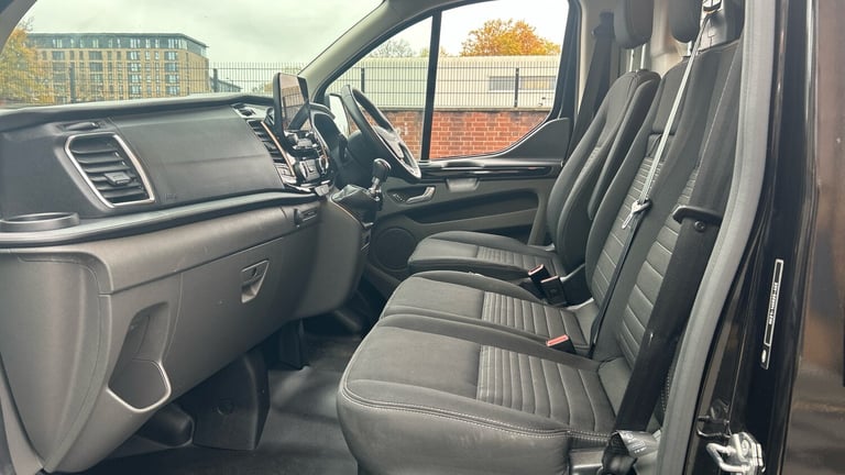 2023 Ford Transit Custom 280 L1 Diesel Fwd 2.0 EcoBlue 130ps Low Roof Limited Van Van Diesel Manual