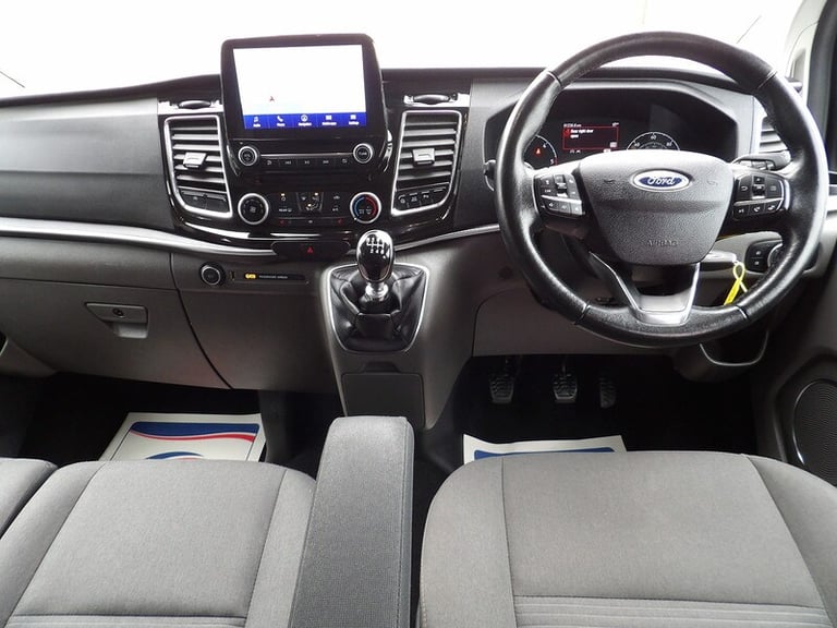 2021 Ford Tourneo Custom 2.0 EcoBlue 130ps Low Roof 8 Seater Titanium MPV DIESEL Manual
