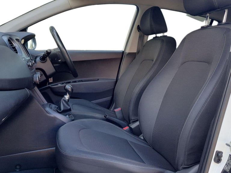 2020 Hyundai i10 1.0 Play 5dr Hatchback Petrol Manual