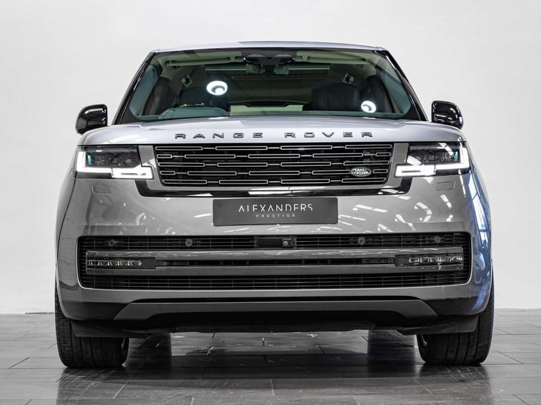 2024 Land Rover Range Rover 3.0 P550e 38.2kWh Autobiography Auto 4WD Euro 6 (s/s) 5dr ESTATE Petr...