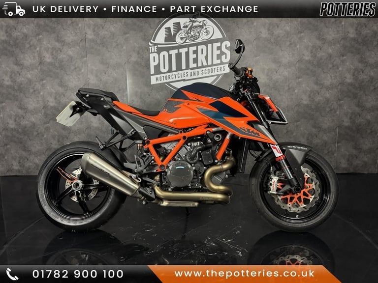 2021 KTM 1290 SUPERDUKE R