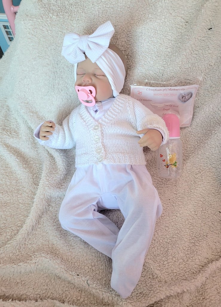 Sleeping white reborn doll brand new baby girl lifelike toy girl newborn 
