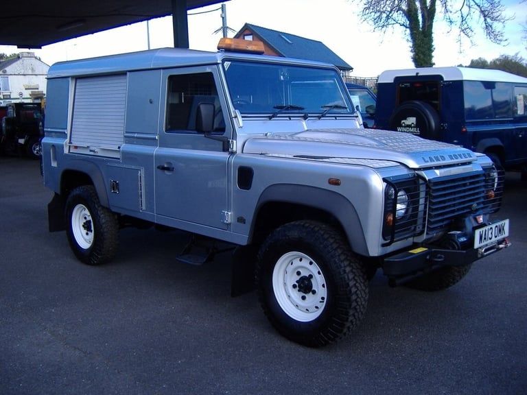 2013 Land Rover Defender 110 2.2 TDCi 110 COUNTY HARD TOP Manual Panel Van Diesel Manual