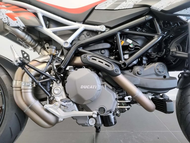 *NEW* Ducati Hypermotard 950 RVE FREE Termi Silencers Worth £1,700