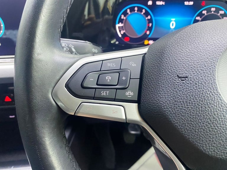 2022 Volkswagen Golf 1.5 TSI Life Hatchback 5dr Petrol Manual Euro 6 (s/s) (130 ps) Hatchback Pet...