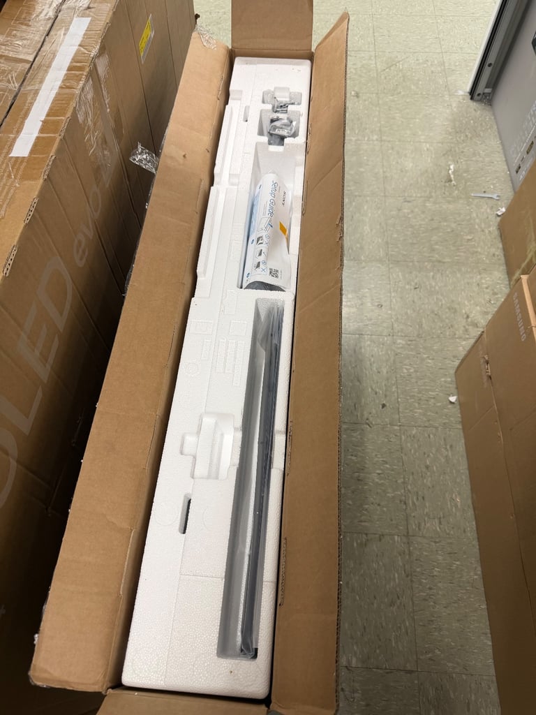 New SONY BRAVIA 48 inch XR oled A9OK 4K HDR Smart TV - XR48A90KU