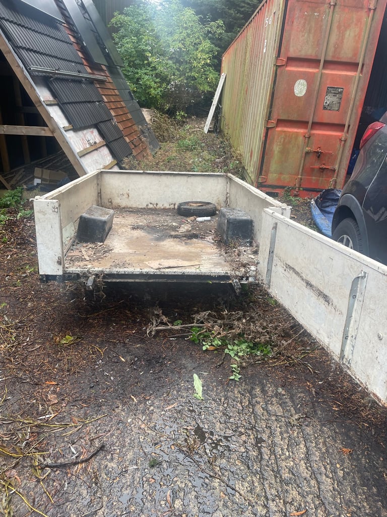 Towing Trailer
