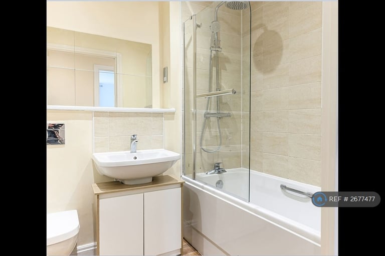 2 bedroom flat in Thornfield House, Bristol, BS10 (2 bed) (#2677477)