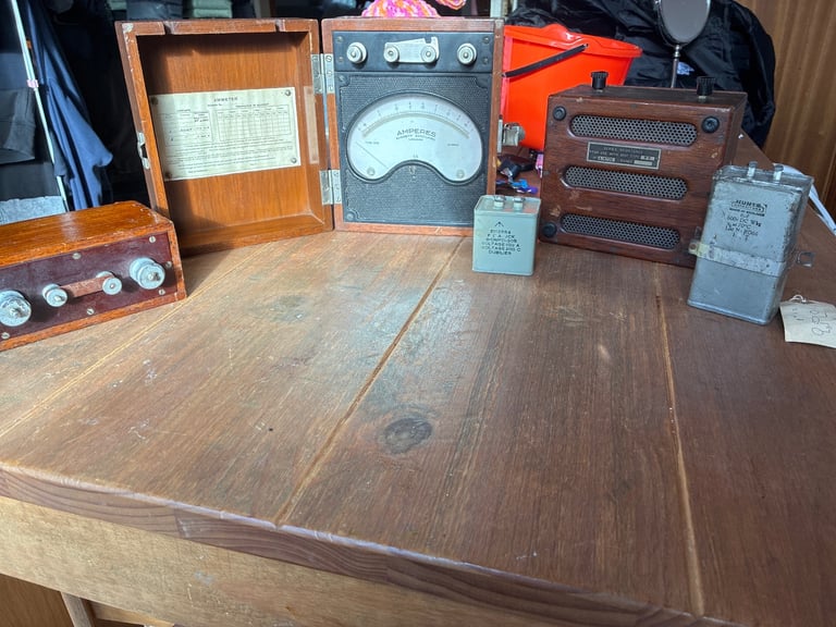 Ampers Everett Edgcumbe