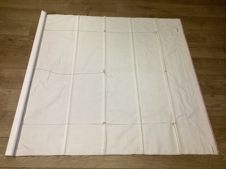 Roman blind free vgc 
