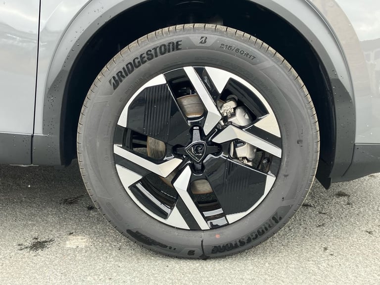 2025 Peugeot 2008 1.2 Hybrid 145 GT 5dr e-DSC6 Estate Automatic