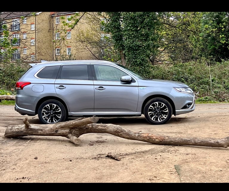 image for Mitsubishi, OUTLANDER, Estate, 2017, Other, 1998 (cc), 5 doors