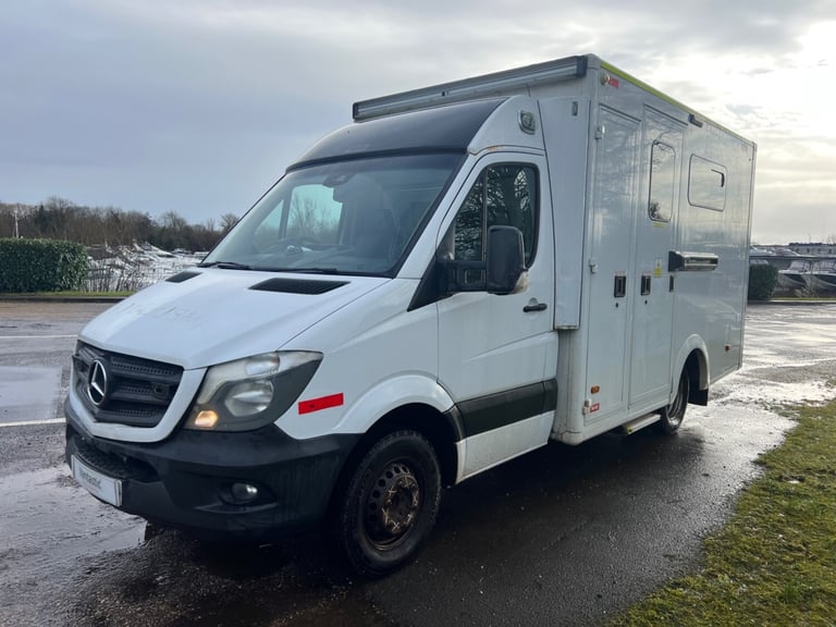 2017 MERCEDES BENZ SPRINTER 519 CDI AMUBLANCE CAMPER FOOD TRUCK AUTO EURO 6 ULEZ