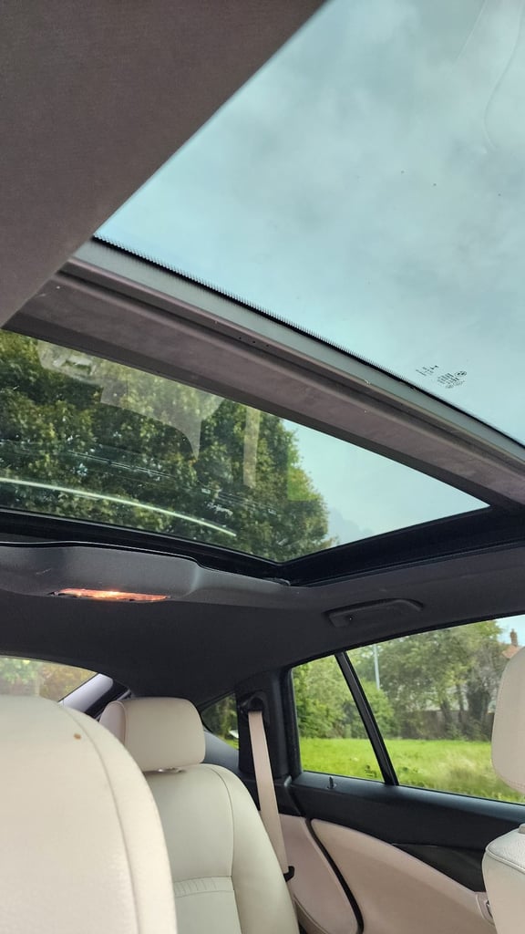 BMW, 5 SERIES, Hatchback, 2015, Semi-Auto, 1995 (cc), 5 doors