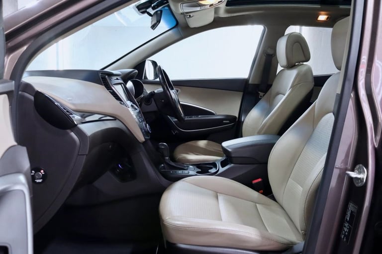 2014 Hyundai Santa Fe 2.2 CRDi Premium SE SUV 5dr Diesel Auto 4WD Euro 5 (7 seat) (194 bhp) ESTAT...