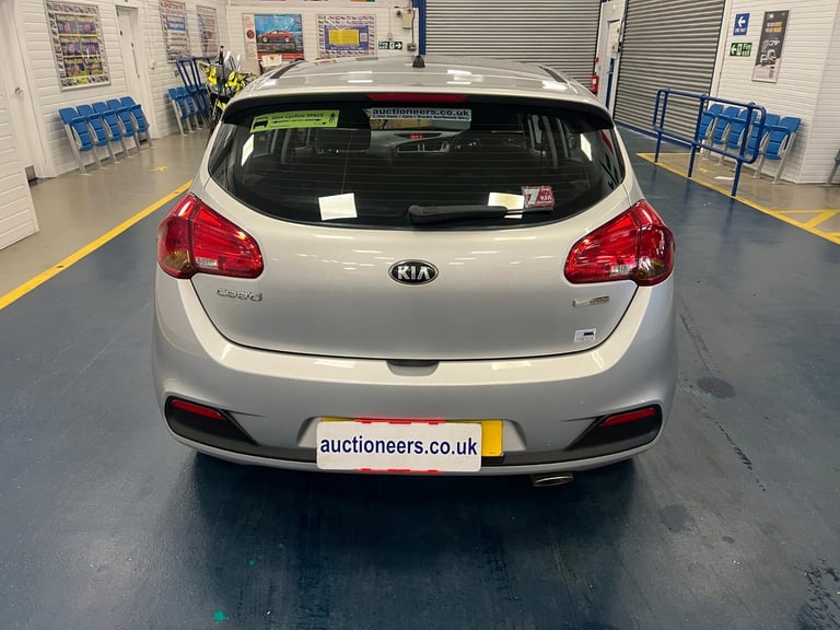 2014 Kia Ceed 1 ECODYNAMICS 1.6CRDI 127PS 5 DOOR HATCHBACK HATCHBACK Diesel Manual