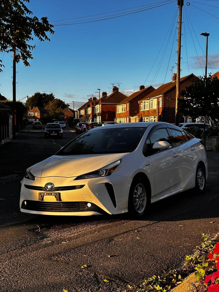 2020 toyota prius - Japan Import