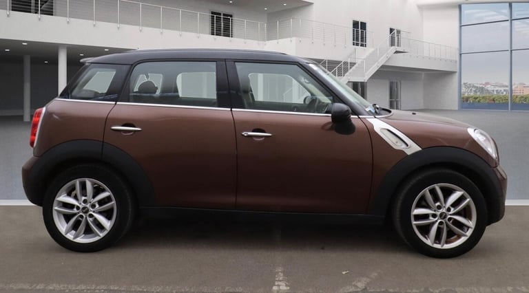 2013 MINI Countryman 1.6 Cooper D 5dr 1 OWNER FROM NEW 12 SERVICES  HATCHBACK Diesel Manual