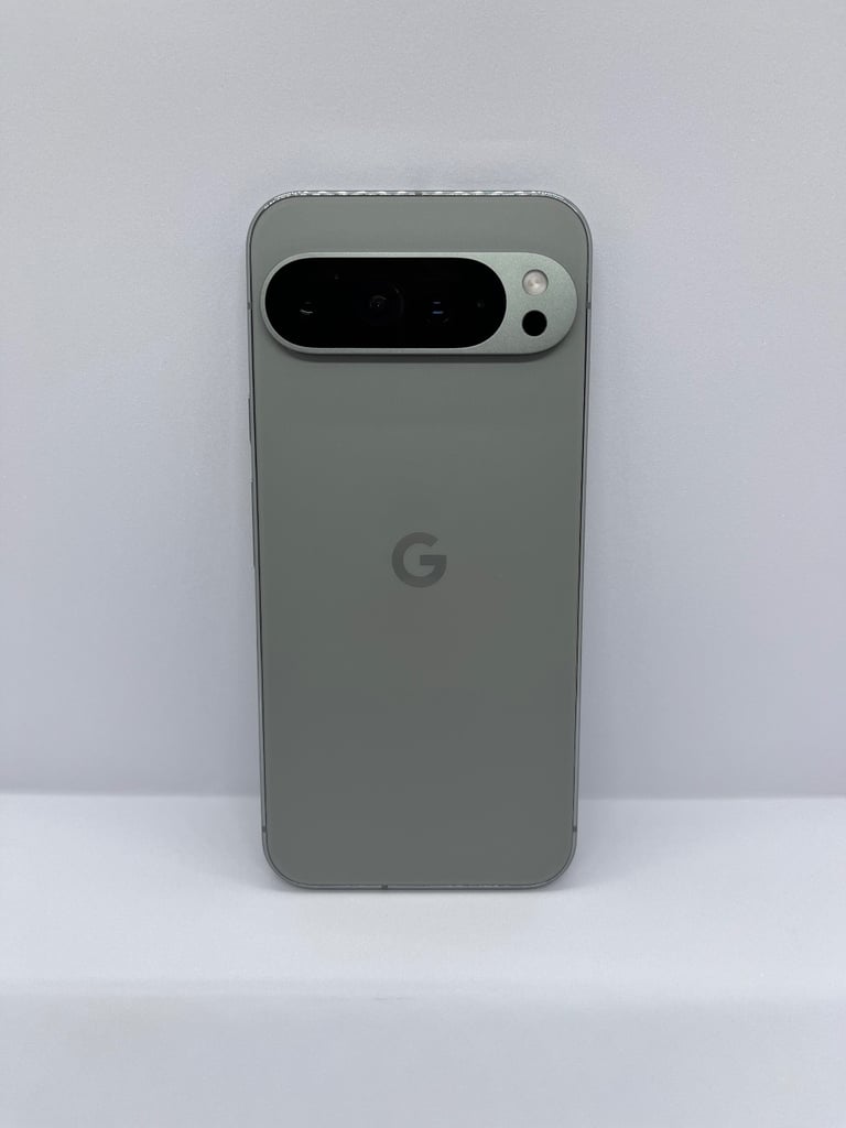 Google Pixel 9 Pro XL ‘Hazel’ Very Good Condition - 128GB