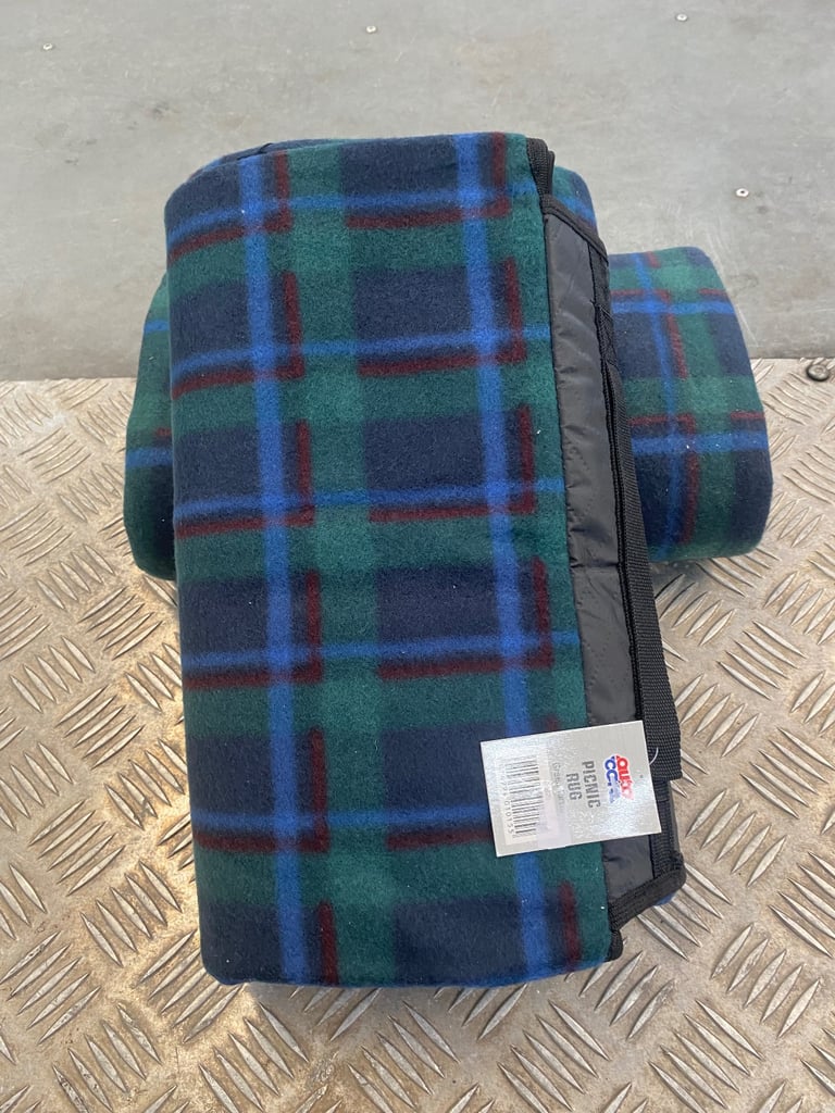 Green checked, fold away picnic blanket water proof brand new 