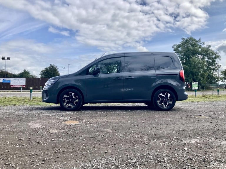 2023 Nissan Townstar 45kWh Tekna+ Auto L1 6dr PANEL VAN Electric Automatic