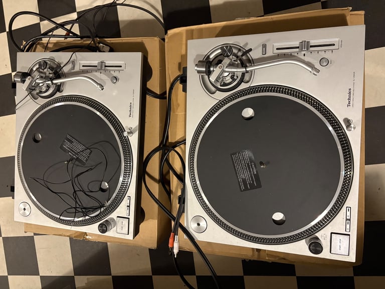 2 x Technics SL1200GR boxed in immaculate condition 