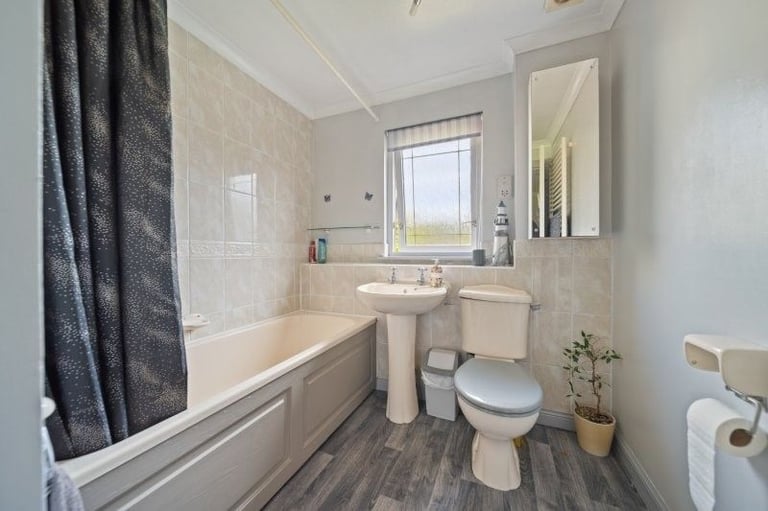 For Sale Four bedroom detached house for sale in Duloch, Dunfermline,  Fife