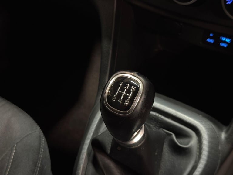 2018 Hyundai i10 1.0 SE Euro 6 5dr HATCHBACK Petrol Manual