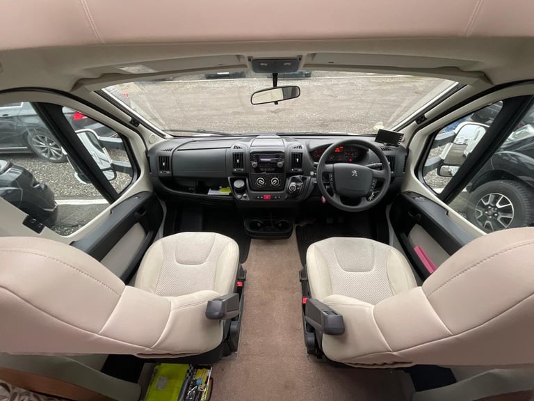 Bailey Autograph 75-2, 2017, 4 Berth, 2 Belts, Rear Fixed Bed