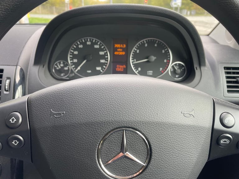 MERCEDES-BENZ A150 1.5 CLASSIC 55 REG GREY 5 DOOR GENUINE 49389 MOT FEBRUARY 5TH 2026 LOW INSURANCE