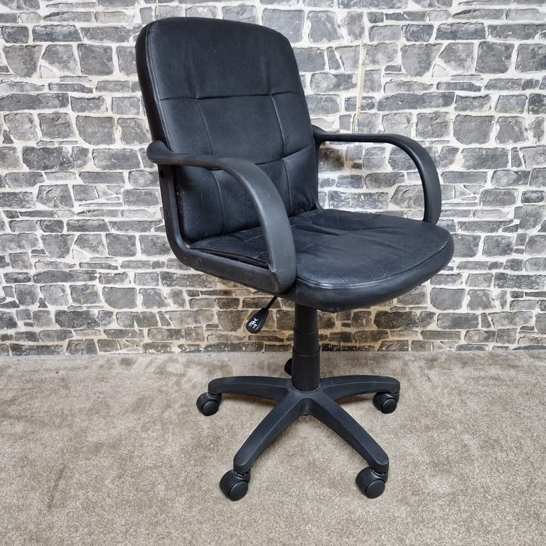 Black Swivel Office Chair