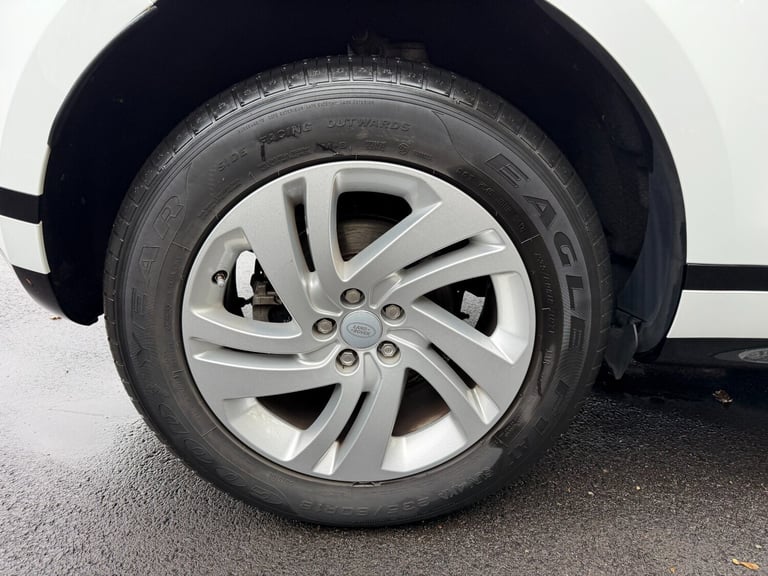 2020 Land Rover Range Rover Evoque 2.0 P200 R-Dynamic S 5dr Auto ESTATE PETROL Automatic