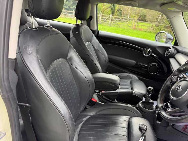 2019 MINI Hatch 1.5 Cooper Exclusive Euro 6 (s/s) 3dr HATCHBACK Petrol Manual