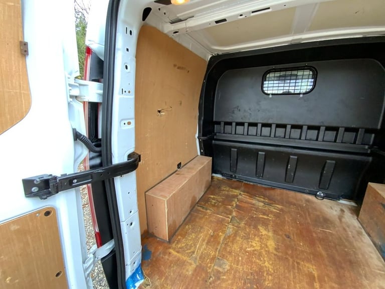 2022 Ford Transit Custom 2.0 300 EcoBlue Leader Crew Van Double Cab 5dr Diesel Manual L1 H1 Euro ...