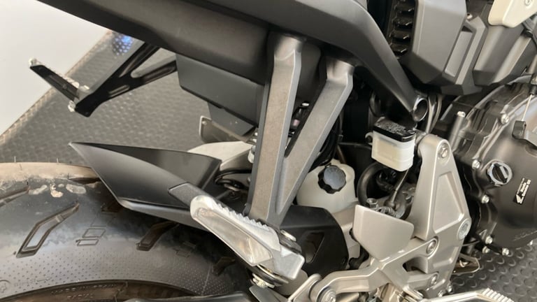 2025 Honda CB (23MY) Honda CB1000R ROADSTER Petrol Manual