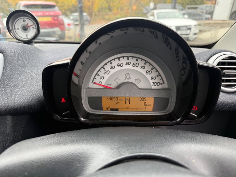 1 Former Keeper 2014 Smart FORTWO 1.0 Petrol Semi -Auto 54,000 Miles,MOT’d 1 Full yea