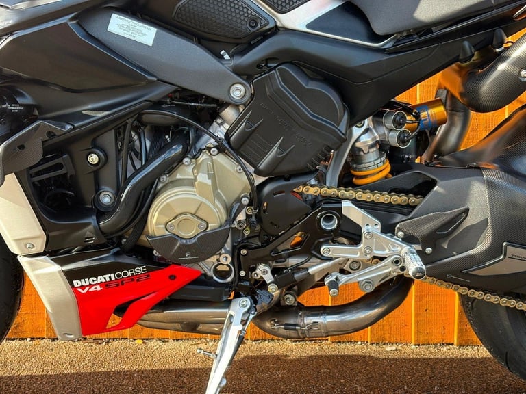 2024 Ducati Streetfighter SP2