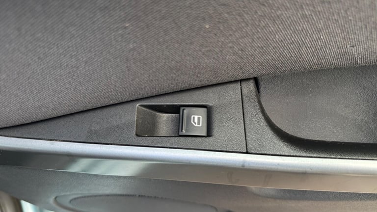 2010 SEAT Leon 2.0 TDI SE Euro 4 5dr HATCHBACK Diesel Manual