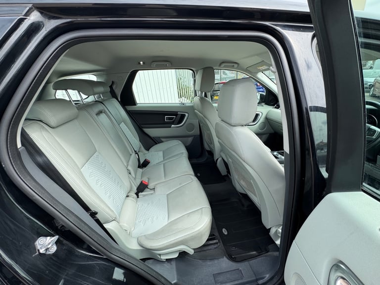 2015 Land Rover Discovery Sport 2.0 TD4 SE Tech 5dr [5 Seat] ESTATE Diesel Manual