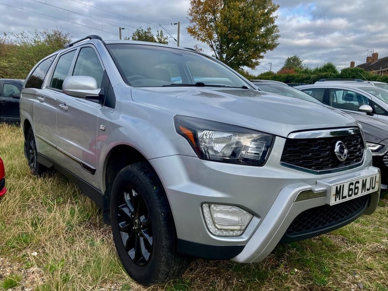 image for 66 Ssangyong Musso EX 2.2D Diesel Auto * *ONLY 1 Previous Owner* *64k Miles* *