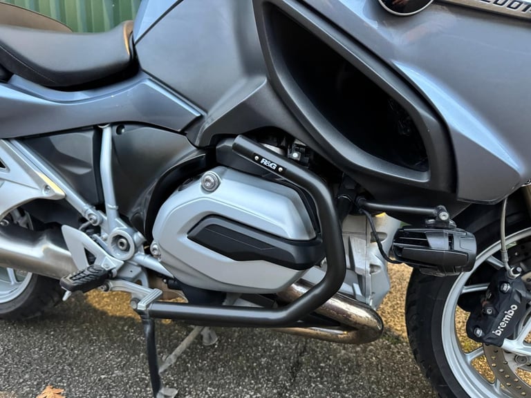 BMW R 1200 RT SE 2015 FBMWSH Panniers Givi Rack 2 Owners 18k Blue Lovely Bike 