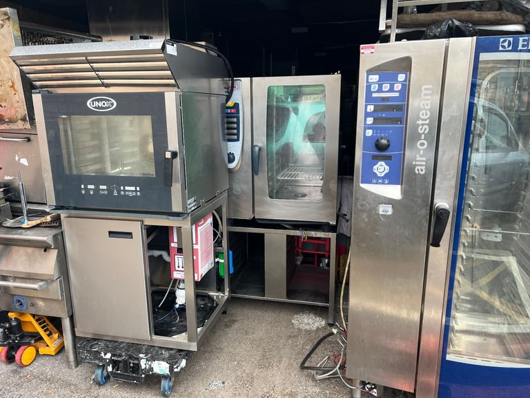 image for UNOX COMBI STEAM OVEN ON TOP CANOPY CATERING COMMERCIAL KITCHEN BAKERY FAST FOOD SHOP