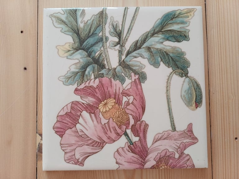 REDUCED Vintage Victorian Style Floral Fireplace Tiles 6” x 6” Complete Set of 10