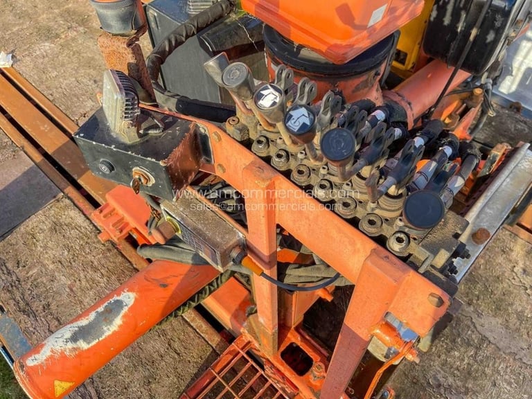 SDC CRANE MOUNTED DROPSIDE FLATBED BRICK GRAB