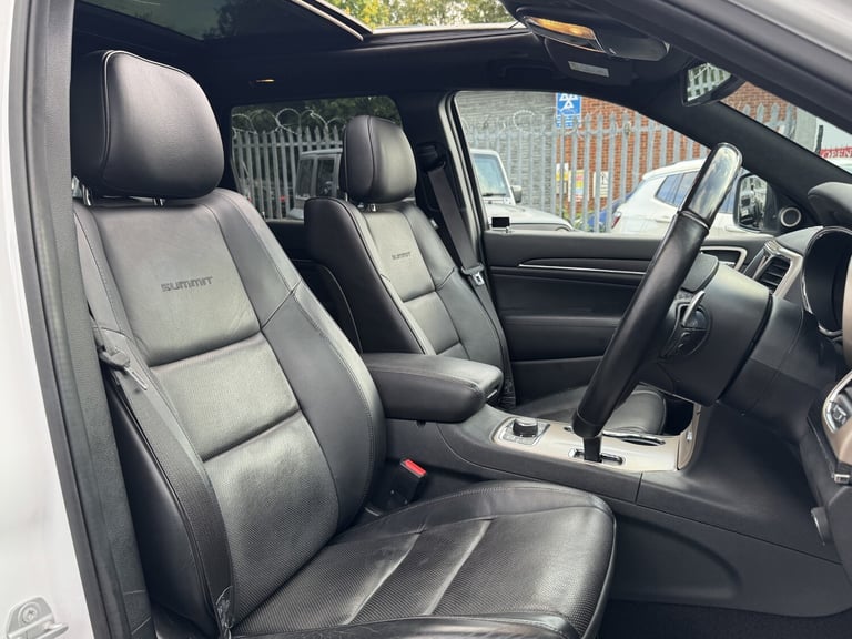 2016 Jeep Grand Cherokee 3.0 V6 CRD Summit SUV 5dr Diesel Auto 4WD Euro 6 (247 bhp) ESTATE Diesel...